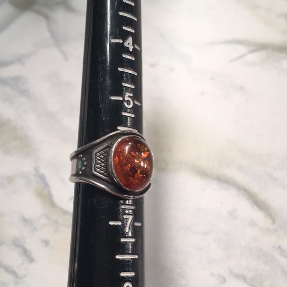 Amber stone ring - Picture 2 of 3